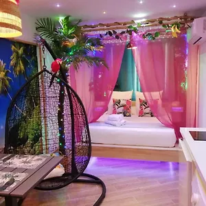 https://wonder-paradisio-studio-nerja.1costadelsol.com